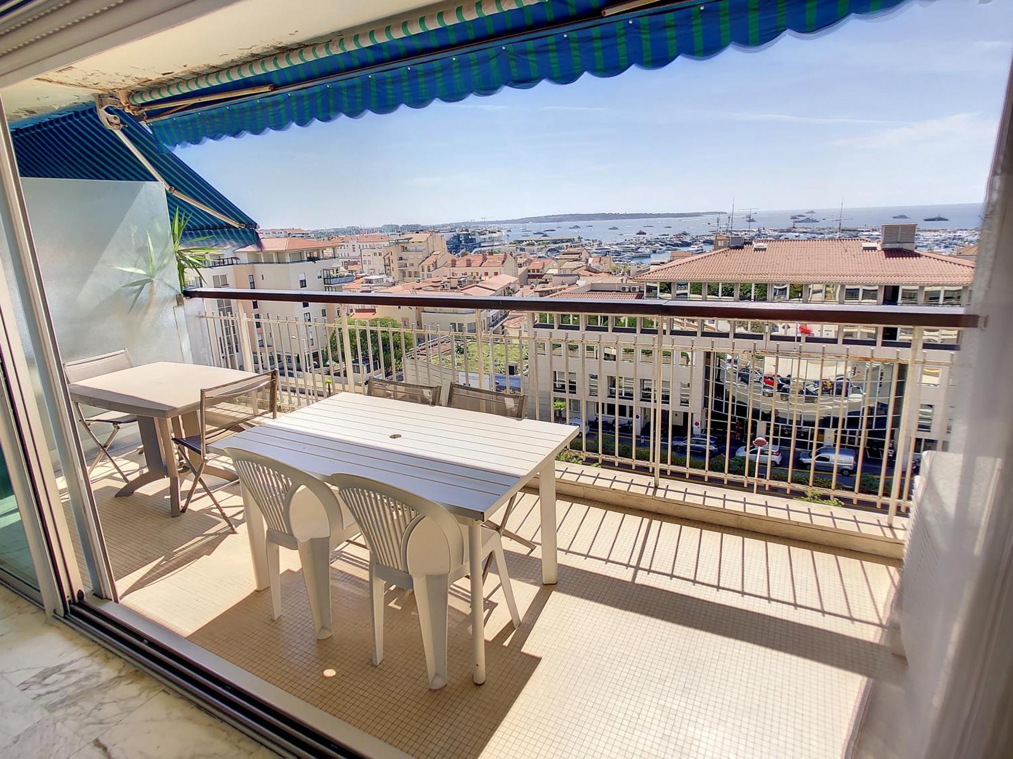 2, 3 And 4 Bedroom Sea View Forville Apartments 5 Mins From The Palais Cannes Room photo