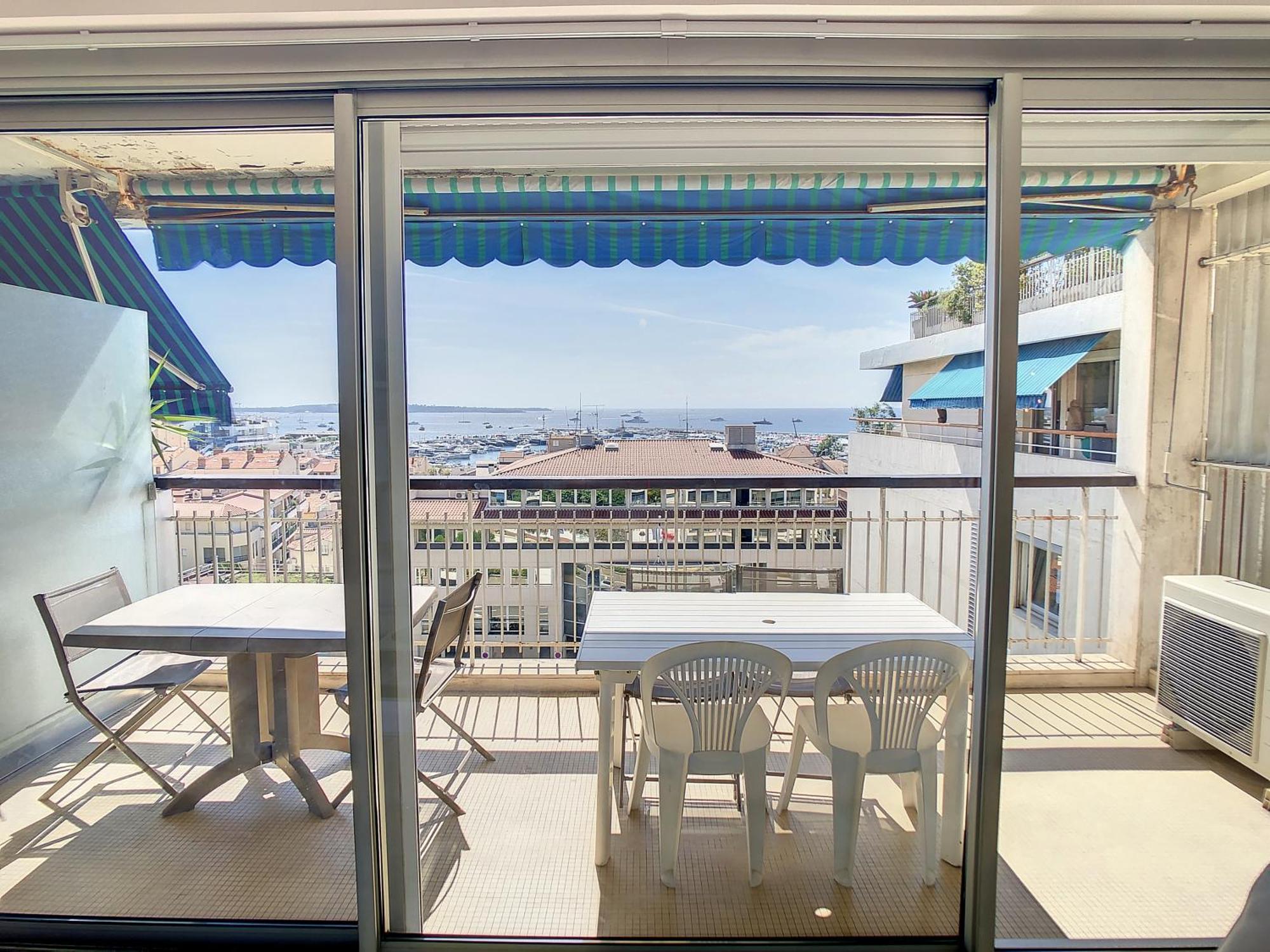 2, 3 And 4 Bedroom Sea View Forville Apartments 5 Mins From The Palais Cannes Room photo